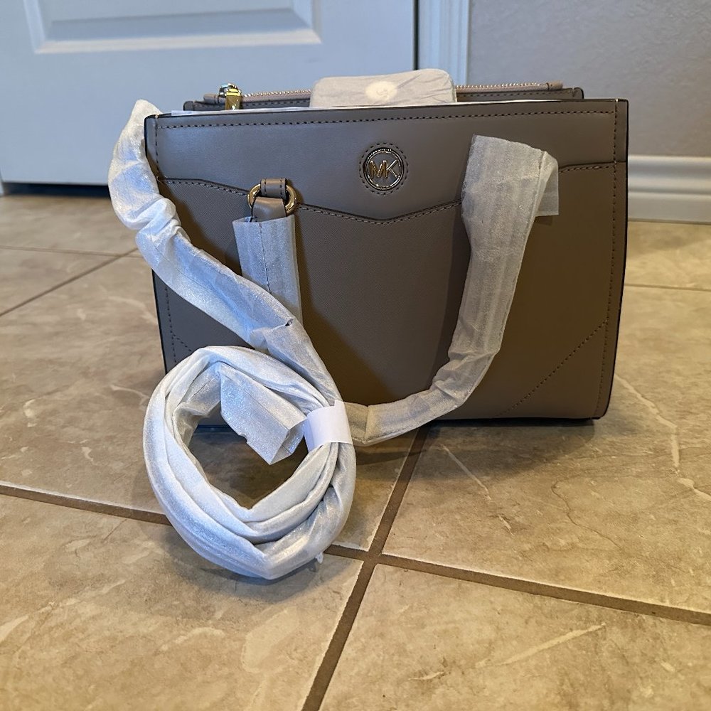 Michael Kors Everly Medium Saffiano Satchel (**New**)